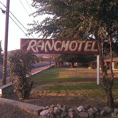Ranch Motel Техачапи Экстерьер фото