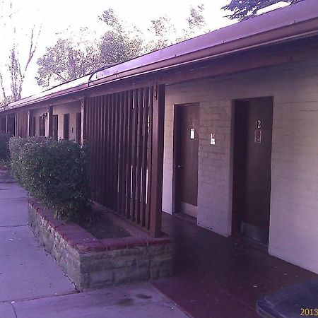 Ranch Motel Техачапи Экстерьер фото